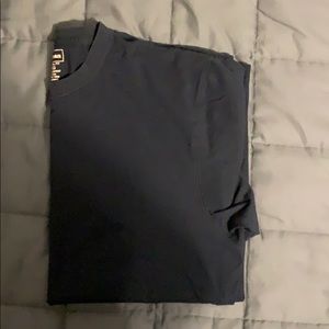 L.L. Bean Navy T-Shirt Men’s Adult Large